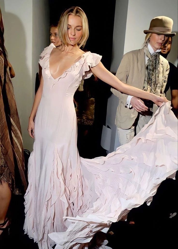 Pretty Mermaid V neckline Long Chiffon Prom Dresses Charming Evening Dress cg25356