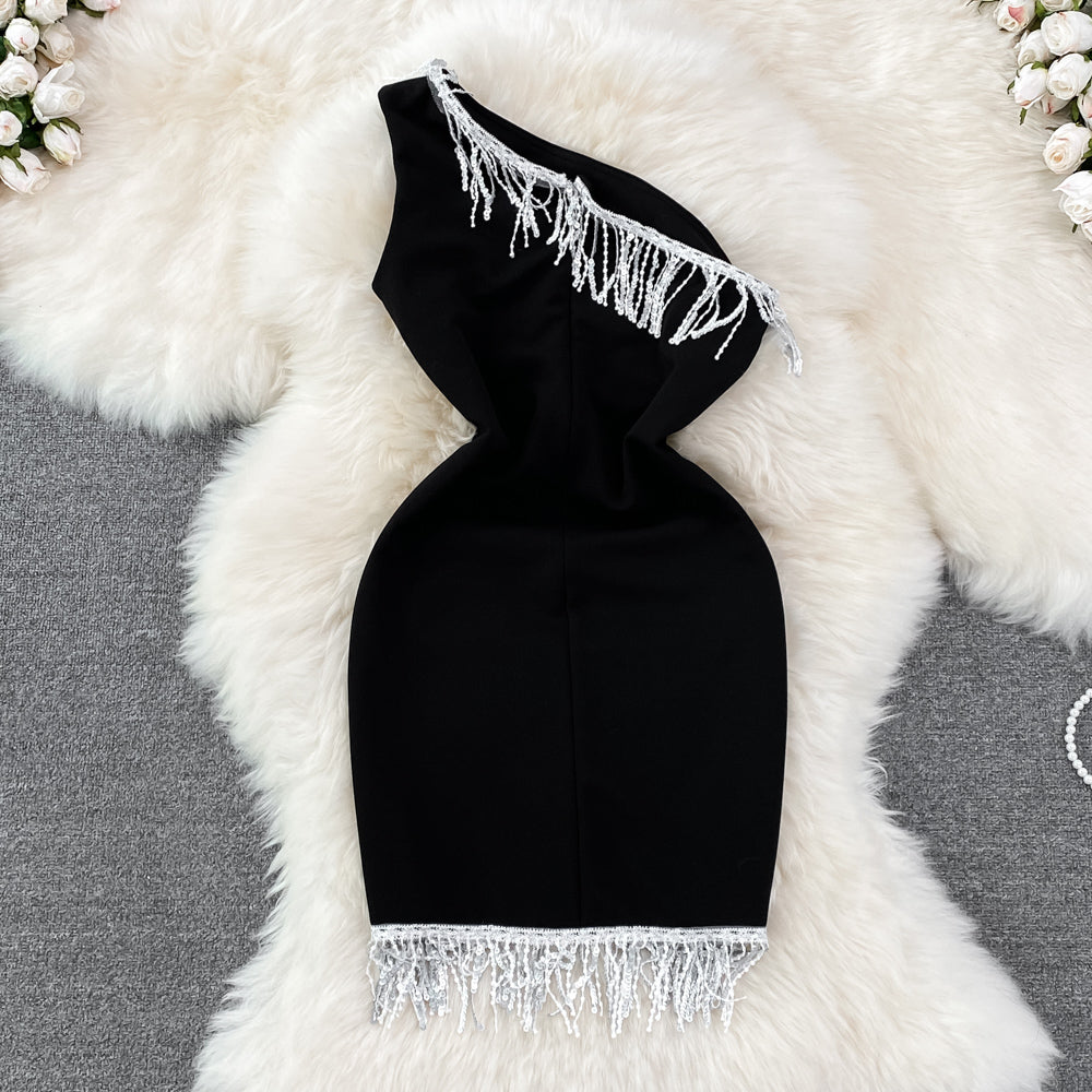 Sleeveless tassel diagonal neck Strapless Hip Wrap short dress 11002
