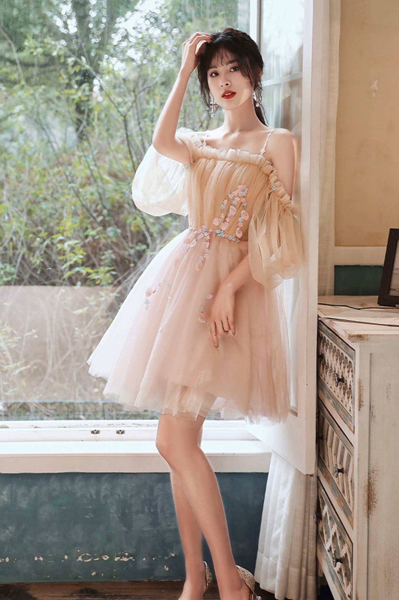 Pink Tulle Short A-Line Prom Dress, Lovely Spaghetti Straps Homecoming Party Dress