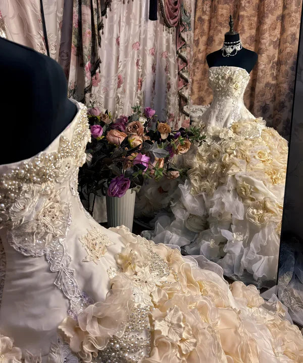 Hermoso vestido de noche de quinceañera sin tirantes con volantes, corte A, para quinceañeras, TP4283