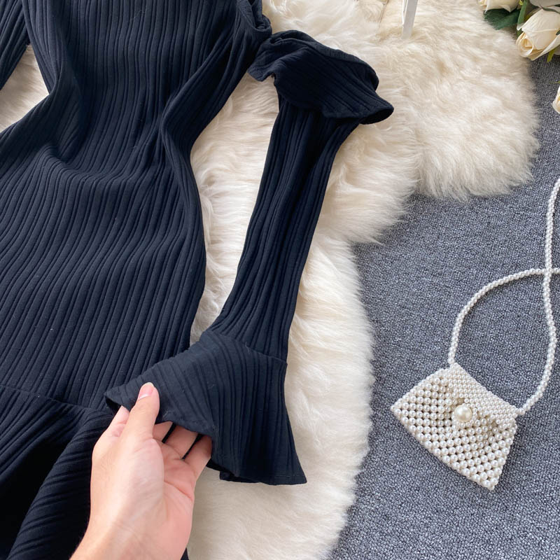 Black One-Shoulder Long-Sleeved Dress Fashion Dress 10871