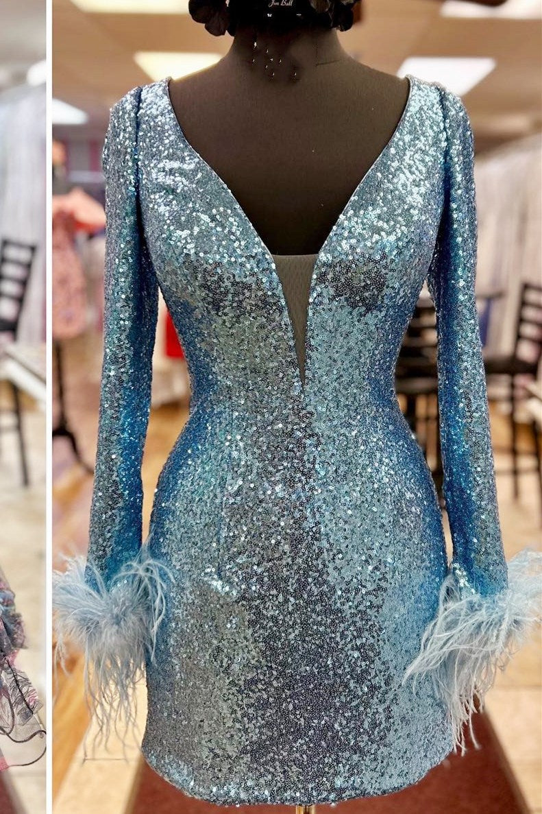 Vestido de cóctel ajustado con escote en V, espalda descubierta y lentejuelas fucsias, con mangas largas