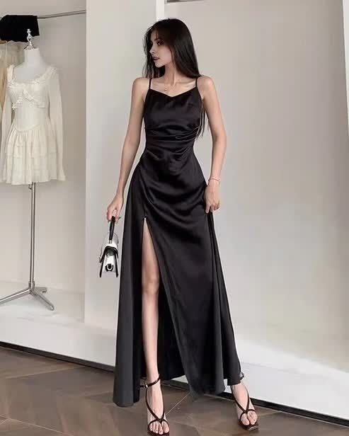 Spaghetti Straps Black A Line Satin Long Prom Dresses With Slit cg25032