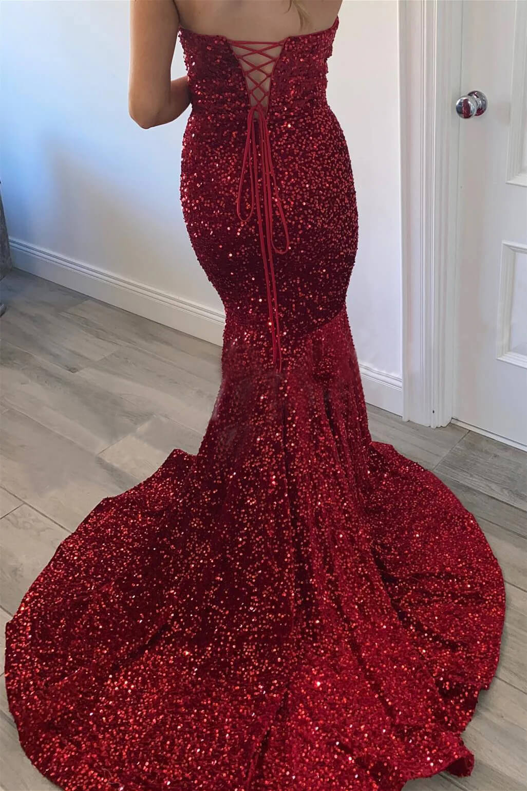 Vestido de fiesta ajustado de sirena con escote en V y lentejuelas en azul claro
