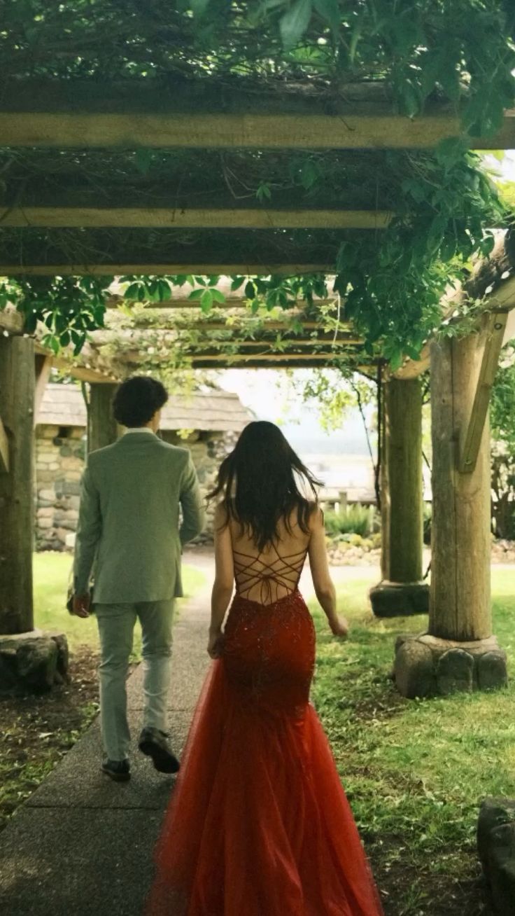 Vestidos de fiesta largos de sirena burdeos de diseñadores de vestidos de noche