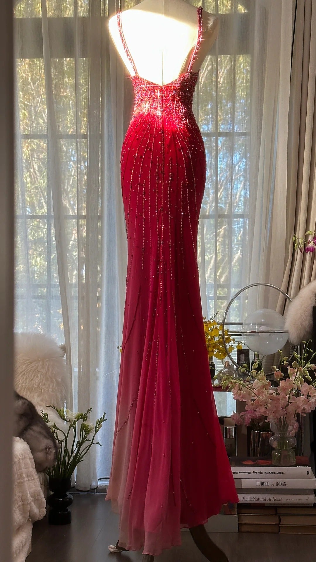 Red Beaded Vintage Evening Dresses, Sleeveless Long Party Gowns cg25501