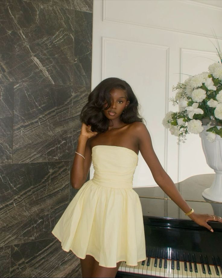 Light Yellow Strapless Homecoming Dresses Mini Prom Party Dress fg6071