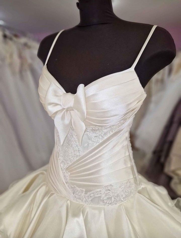 Ivory fashion unique elegant bow A-line long satin tulle princess ball gown evening dress wedding dress adult ceremony dress gh3555