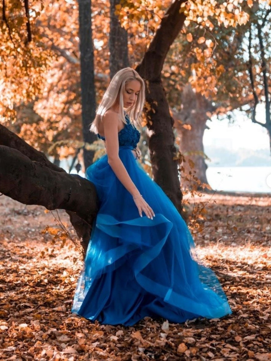 Vestido de fiesta largo de tul azul con un solo hombro y encaje, vestido formal de tul azul