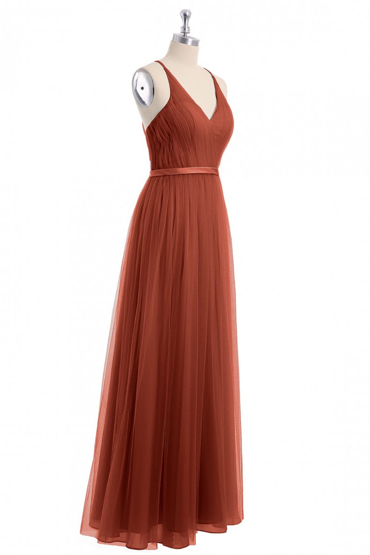 Vestido de dama de honor largo en línea A con escote en V y espalda descubierta en color naranja óxido