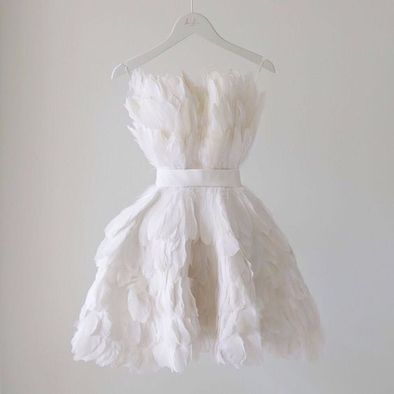 WHITE FEATHER SHORT PROM DRESS, GRADUATION HOMECOMING DRESSES fg1312