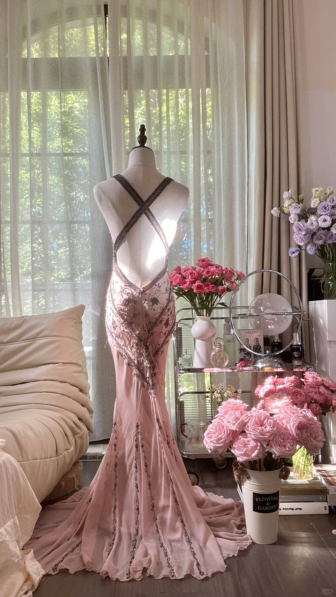 Vestido de noche elegante de gasa con escote en V y apliques en color rosa vintage, TP3987