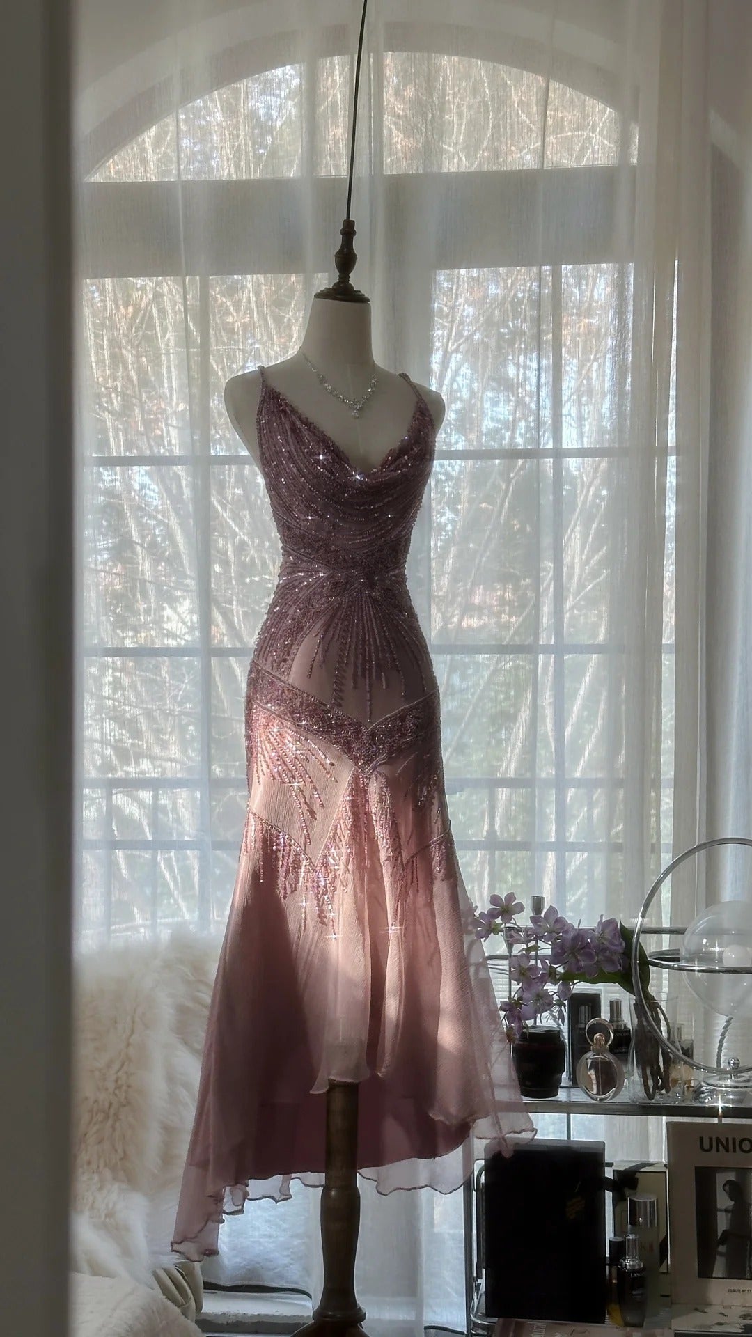 Pink Purple Romantic Fashion Elegant Exquisite Beaded Spaghetti Strap Long Tulle Chiffon Ruffle Ball Gown Evening Gown Party Dress gh4059