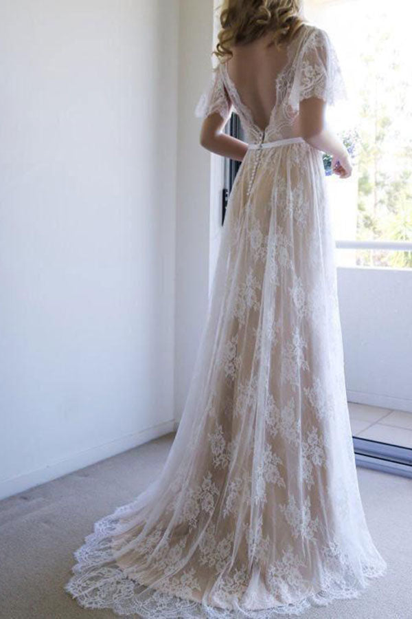 Vestidos de novia románticos con espalda abierta, escote en V y mangas cortas