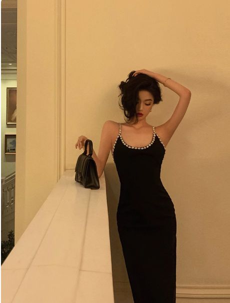 Vestido negro sexy con tirantes finos para 21 cumpleaños, ideal para fiestas, atuendos de cumpleaños, ideas para vestidos de cumpleaños para mujeres (DP2318)