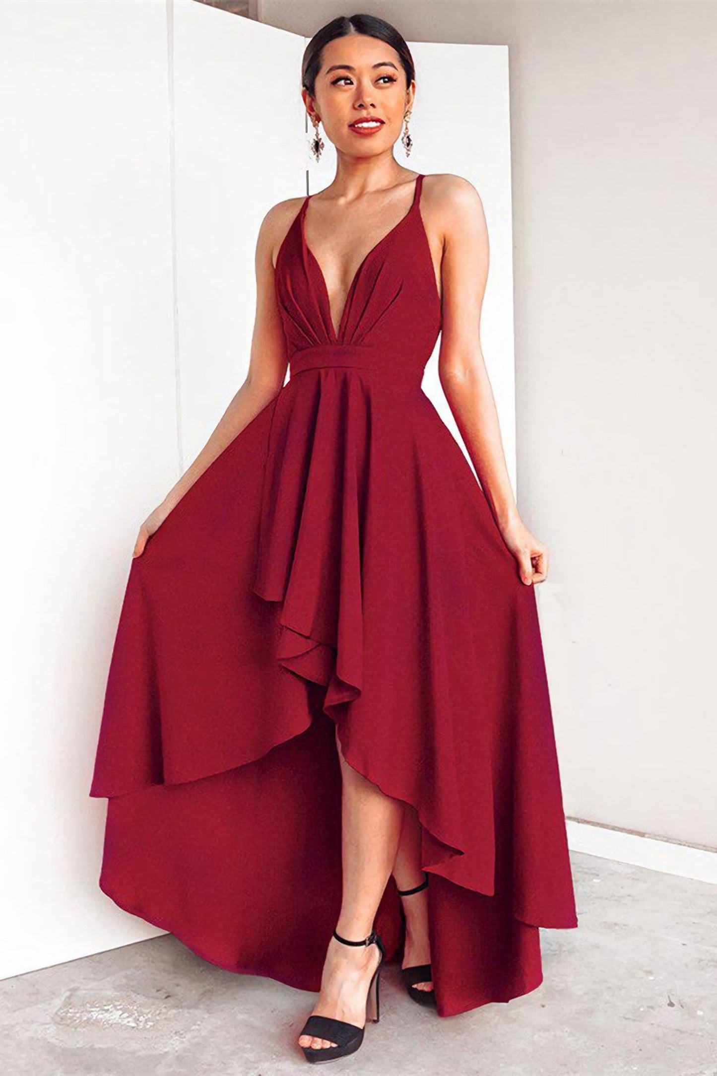 Vestido de fiesta burdeos con escote en V, corte A, espalda descubierta y corte en A, vestido de noche de satén