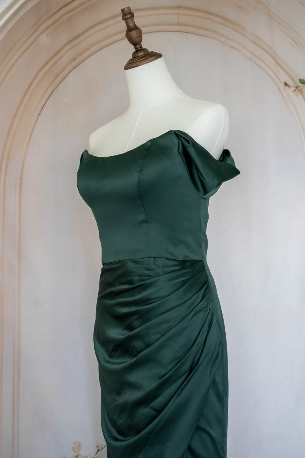 Charming Mermaid Off the Shoulder Green Long Prom Dress with Split Front