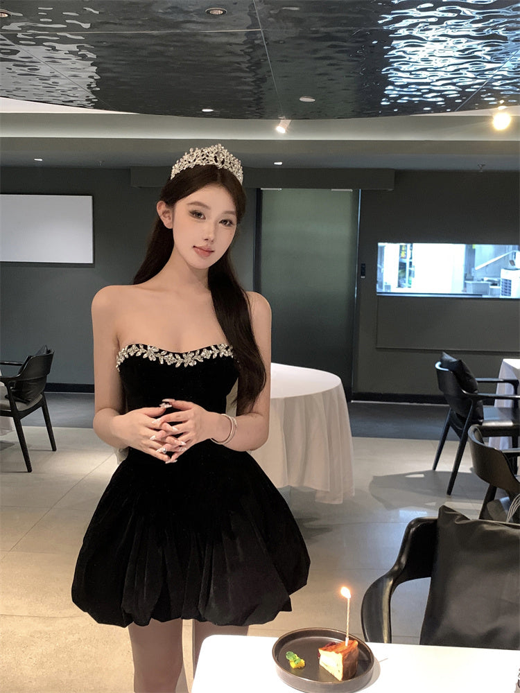 Vestido de fiesta corto de terciopelo negro con escote corazón para octavo grado, vestido de verano para escuela secundaria, traje de fiesta DH1056