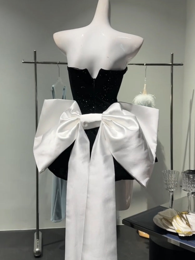 Vestido de fiesta corto de terciopelo negro con escote corazón para octavo grado, vestido de verano para escuela secundaria, DH1059