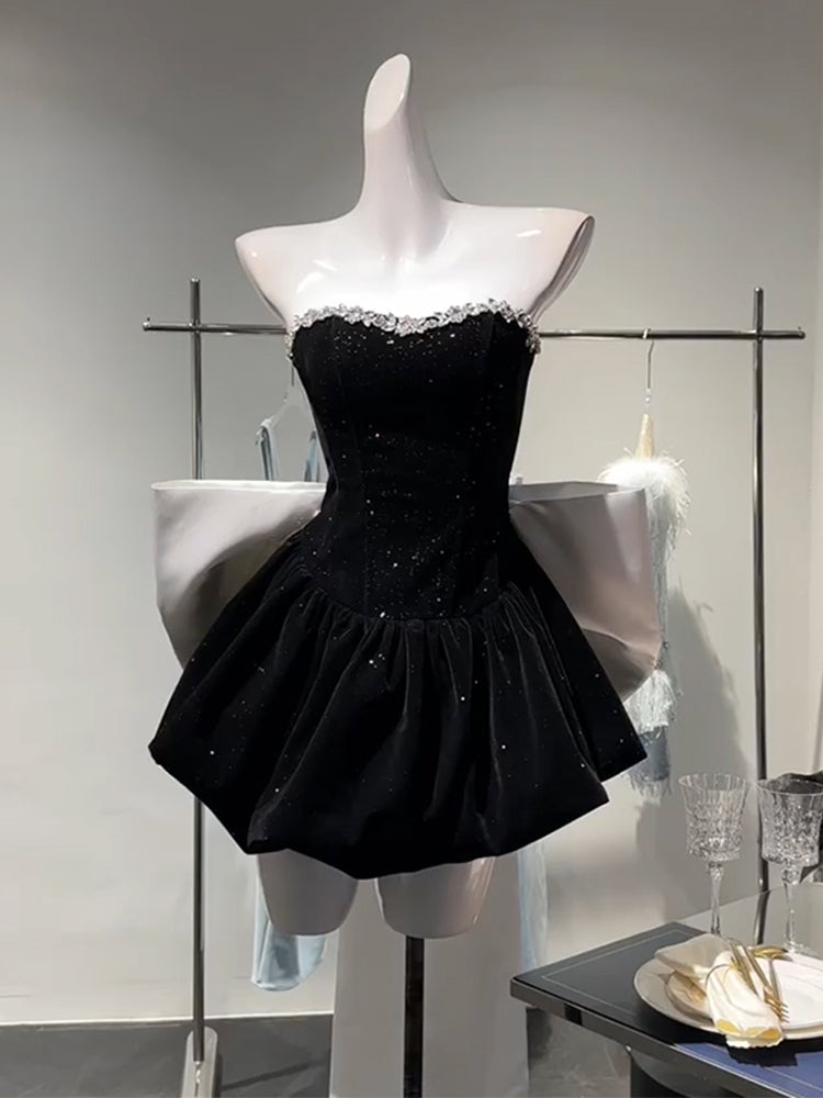 Vestido de fiesta corto de terciopelo negro con escote corazón para octavo grado, vestido de verano para escuela secundaria, DH1059