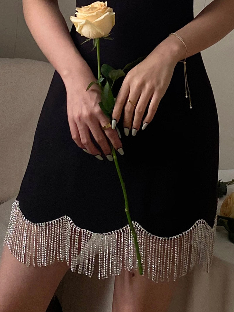 Vestido corto de satén negro con tirantes finos, sexy, para fiesta de 8.º grado, de verano, para escuela secundaria, DH1093