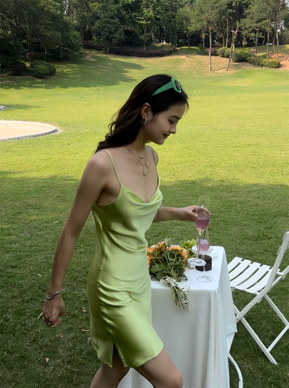 Vestido corto de satén verde salvia con tirantes finos para fiesta de 8.º grado, vestido de verano para escuela secundaria, traje de cumpleaños DH1095