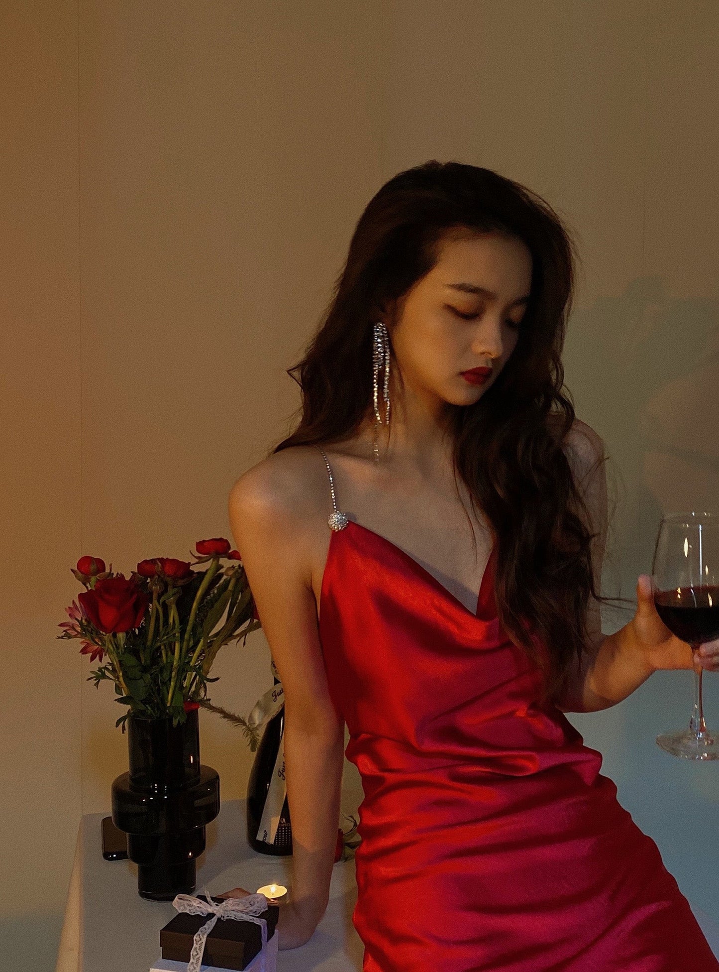 Vestido corto de satén rojo con tirantes finos, sexy, para fiesta de 8.º grado, de verano, para escuela secundaria, para cumpleaños, DH1096