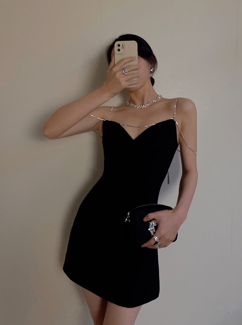 Vestido negro corto de satén con tirantes finos, sexy, para fiesta de 8.º grado, de verano, para escuela secundaria, para cumpleaños, DH1099