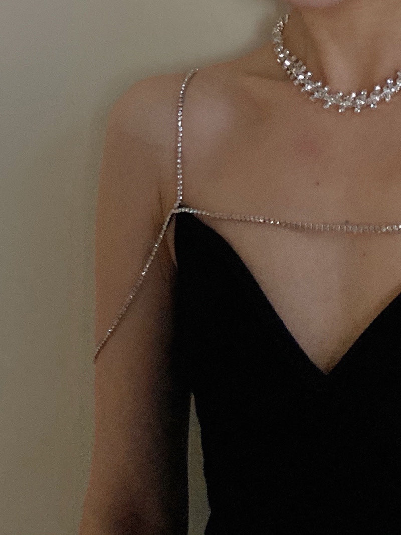 Vestido negro corto de satén con tirantes finos, sexy, para fiesta de 8.º grado, de verano, para escuela secundaria, para cumpleaños, DH1099