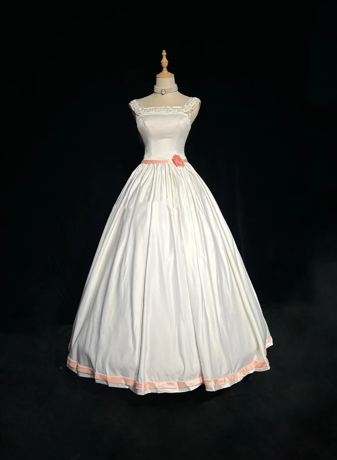 Vestido de novia vintage, vestido de fiesta, escote cuadrado, sin mangas, satén, cuentas, largo, blanco, años 70, elegante, DH1102