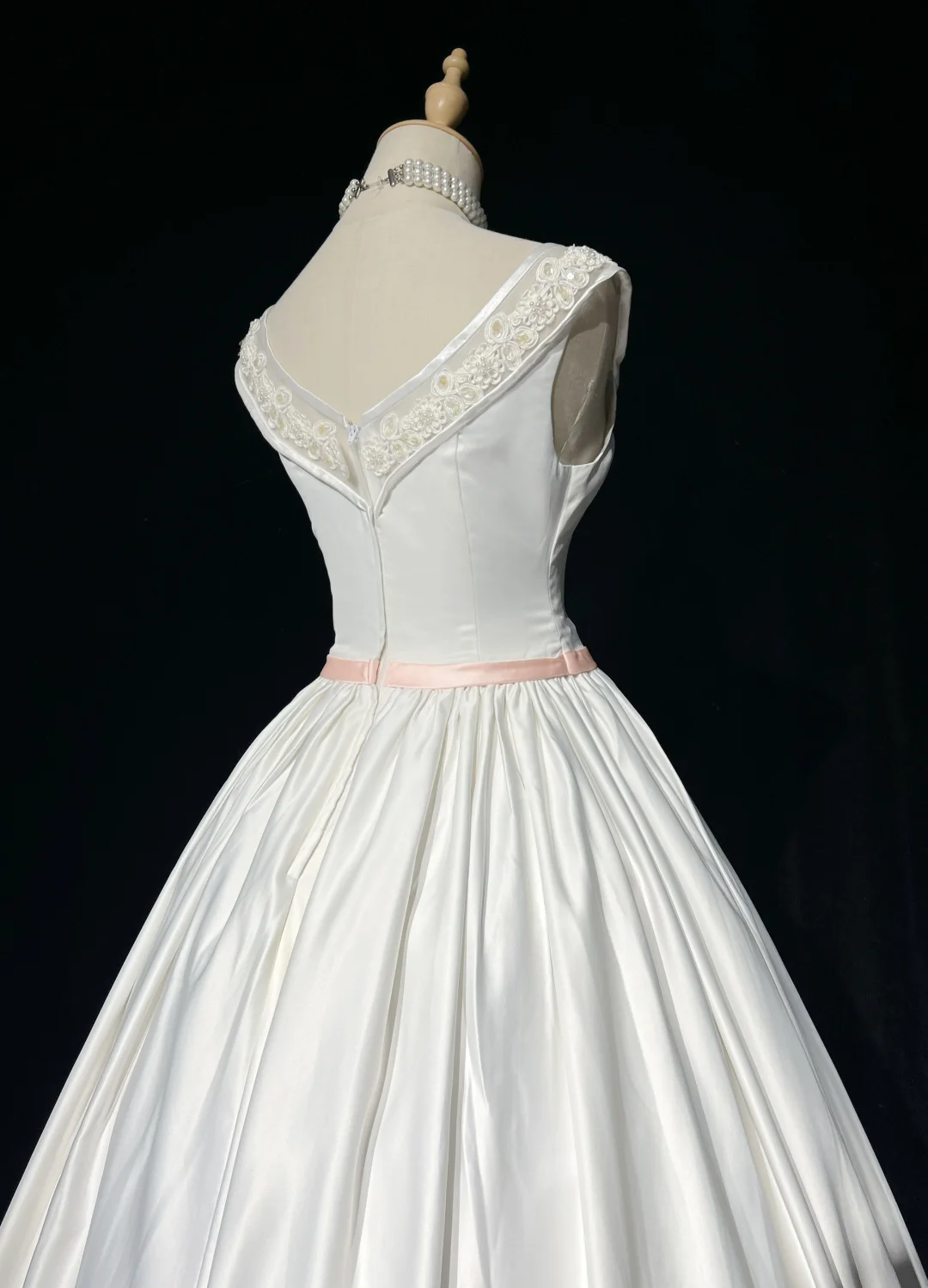 Vestido de novia vintage, vestido de fiesta, escote cuadrado, sin mangas, satén, cuentas, largo, blanco, años 70, elegante, DH1102
