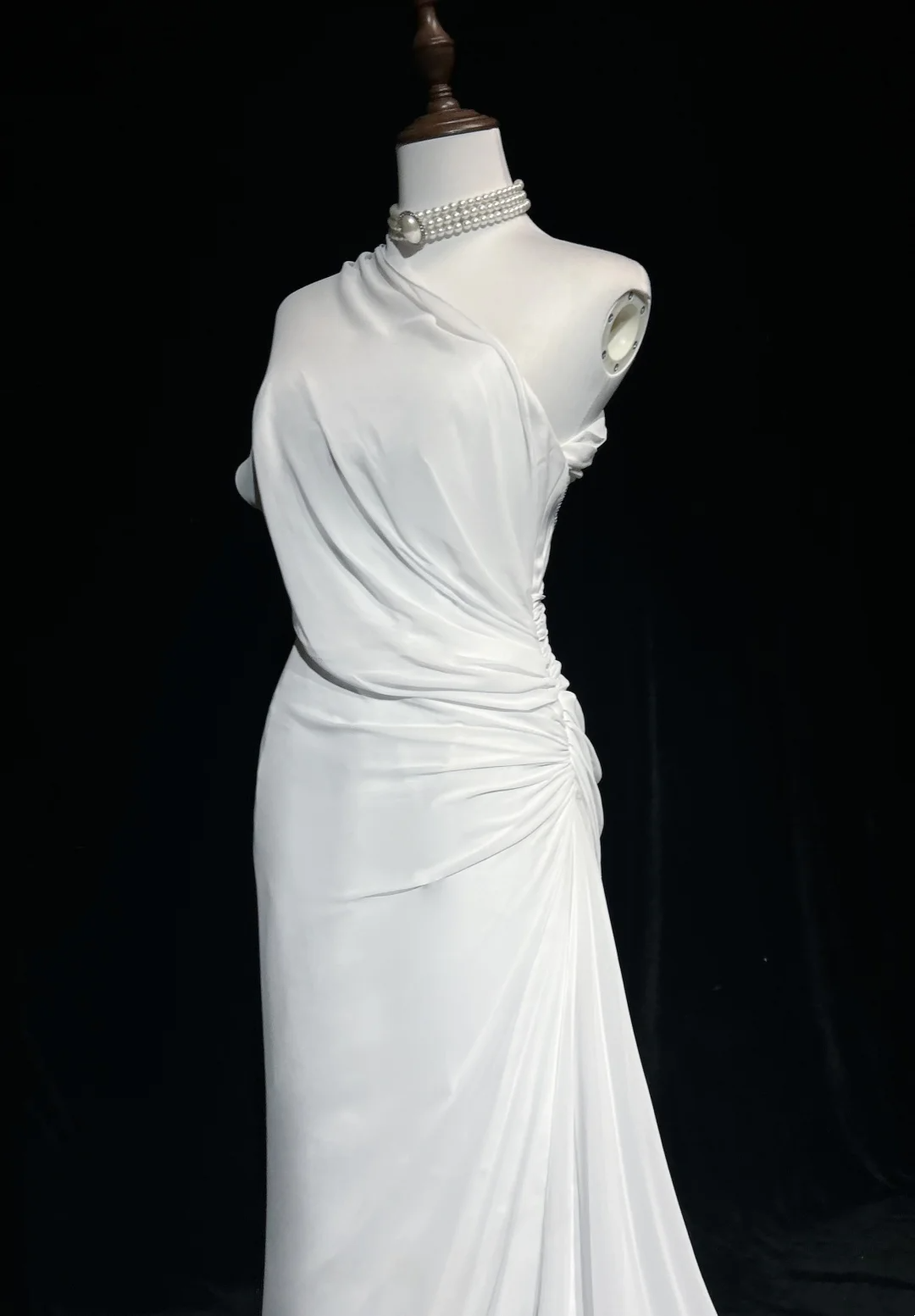 Vestido de novia vintage de los años 60, corte en A, un hombro, de gasa, sin mangas, largo, blanco, años 90, elegante, DH1106
