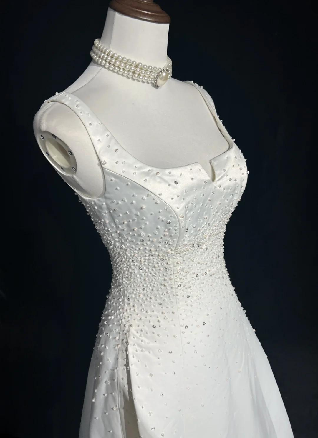 Vestido de novia vintage, corte A, escote cuadrado, sin mangas, con perlas, largo, blanco, años 70, elegante, DH1108