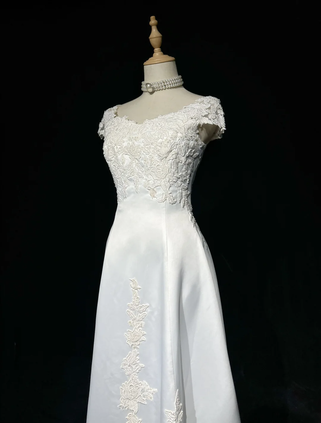 Vestido de novia vintage de los años 60, corte A, escote en V, mangas cortas, encaje, perlas, largo blanco, elegante, años 90, DH1109