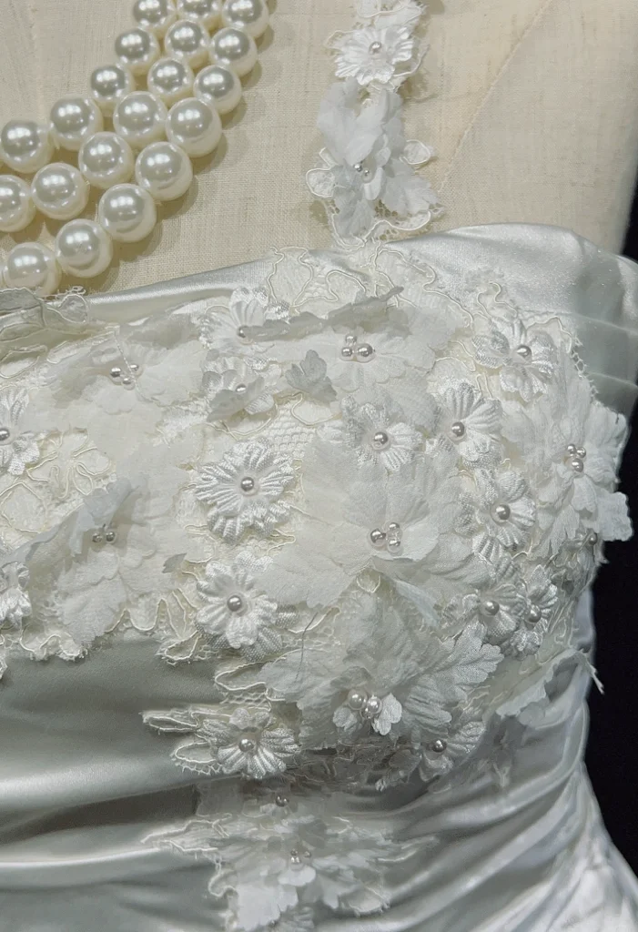 Vestido de novia clásico y elegante, corte sirena, un hombro, largo, blanco, de satén, años 70, estilo vintage, DH1147