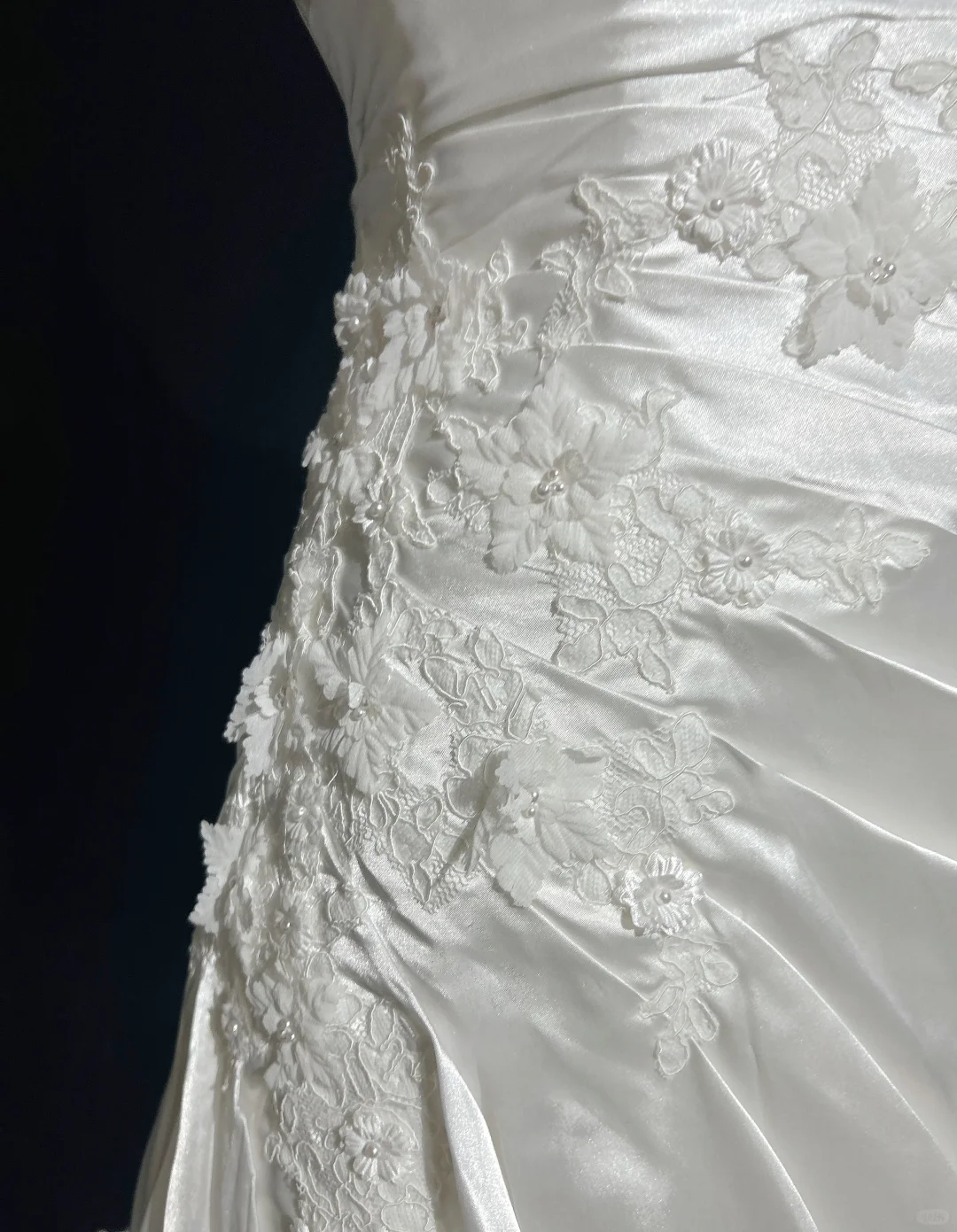 Vestido de novia clásico y elegante, corte sirena, un hombro, largo, blanco, de satén, años 70, estilo vintage, DH1147