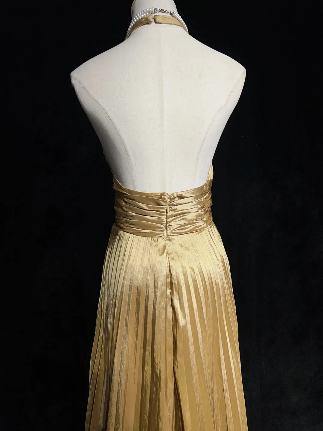 Vestido de fiesta vintage de tafetán dorado, corte A, largo hasta la rodilla, para octavo grado, vestido de cóctel para secundaria, Hoco Outfits DH1473