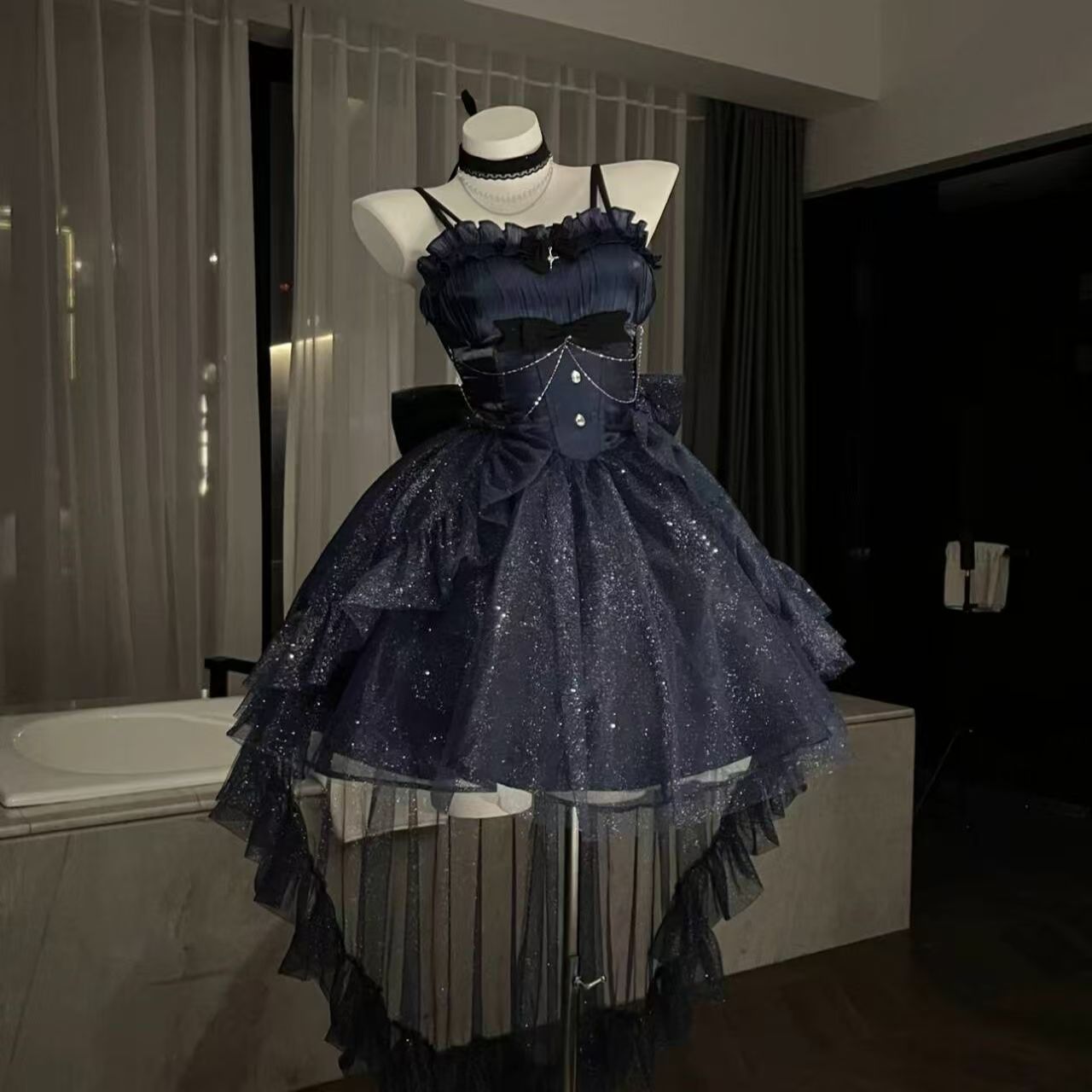Vestido de fiesta con tirantes finos, estilo gótico azul marino, para 8.º grado, de cóctel, para secundaria, estilo Hoco, estilo Lolita, DH1621