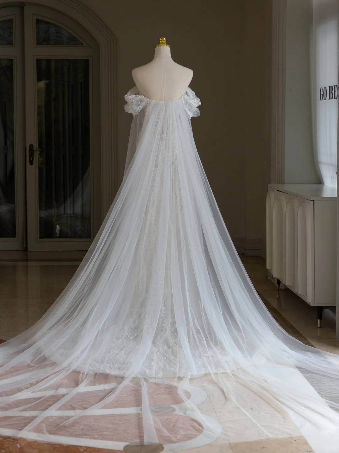 Vestido de novia único, corte A, hombros descubiertos, lentejuelas, manga corta, años 70, DH2073