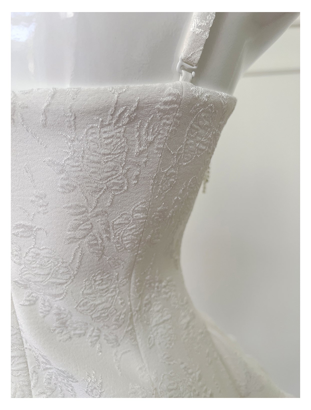 Vestidos de fiesta de satén blanco con tirantes finos y corte en A para octavo grado, vestidos cortos de fiesta para secundaria, vestidos de cumpleaños y graduación, trajes Hoco DH2107