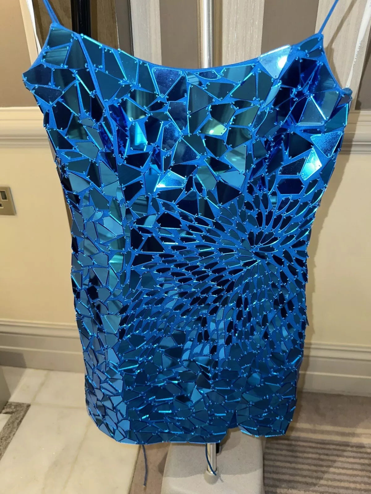 Vestido corto ajustado de fiesta con tirantes finos, lentejuelas azul rey, para cóctel o graduación, DH2172