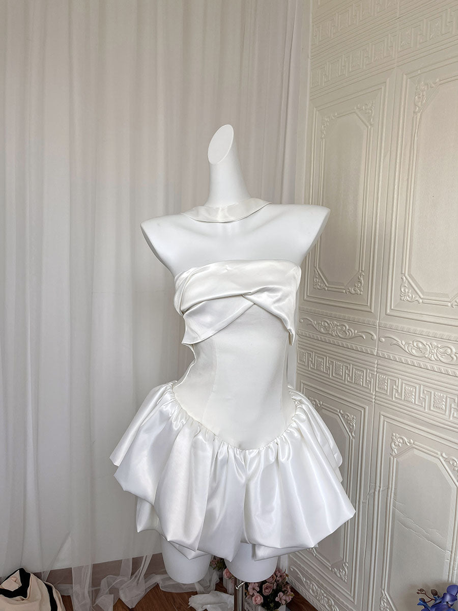 Hermosos vestidos de fiesta de satén blanco sin tirantes, corte A, para el regreso a casa, para el 21.º cumpleaños, de graduación, cortos, minivestidos de cóctel de noche DH2480