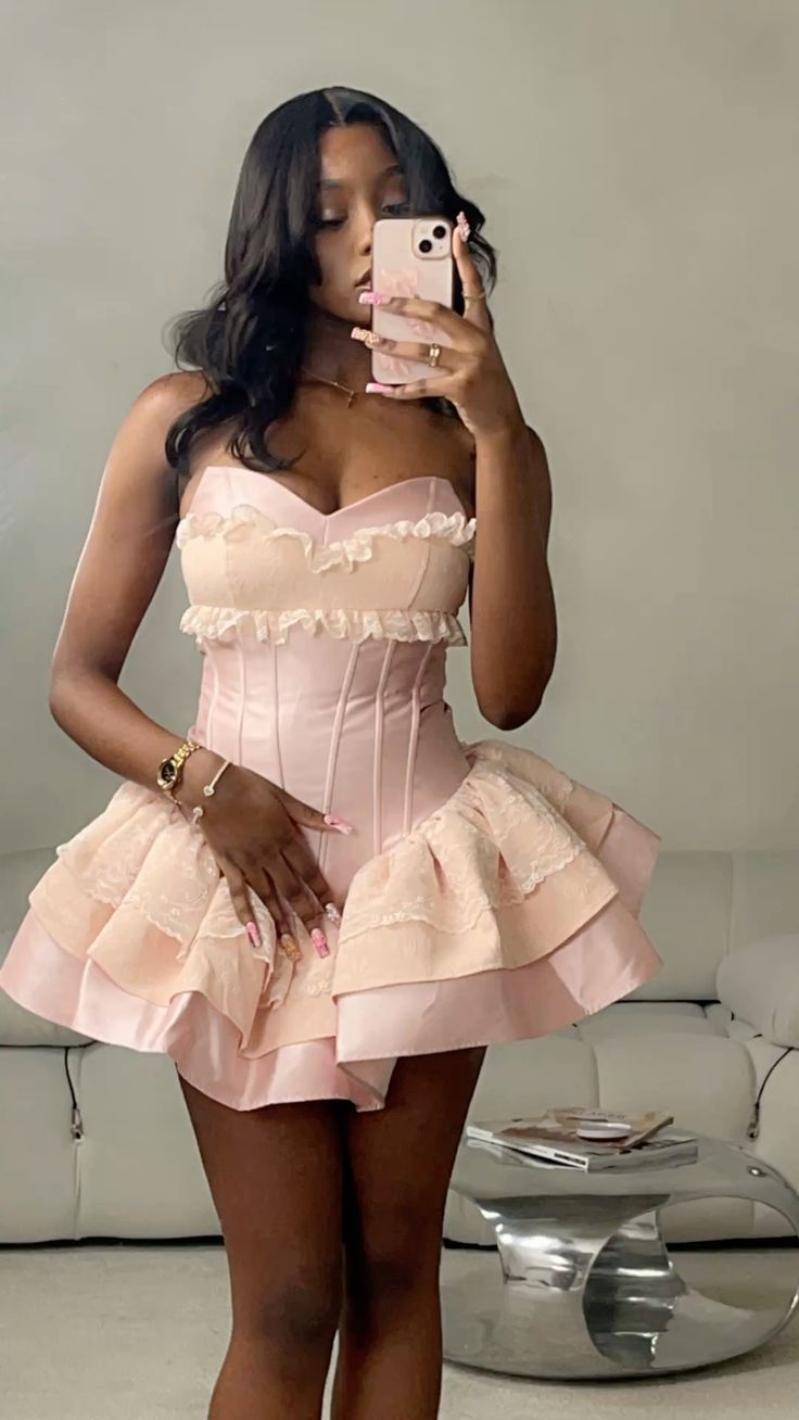 Vestido de fiesta modesto con escote corazón, satén rosa, encaje, corto, formal, para octavo grado, vestido de cóctel para secundaria, Hoco Outfits DH2589