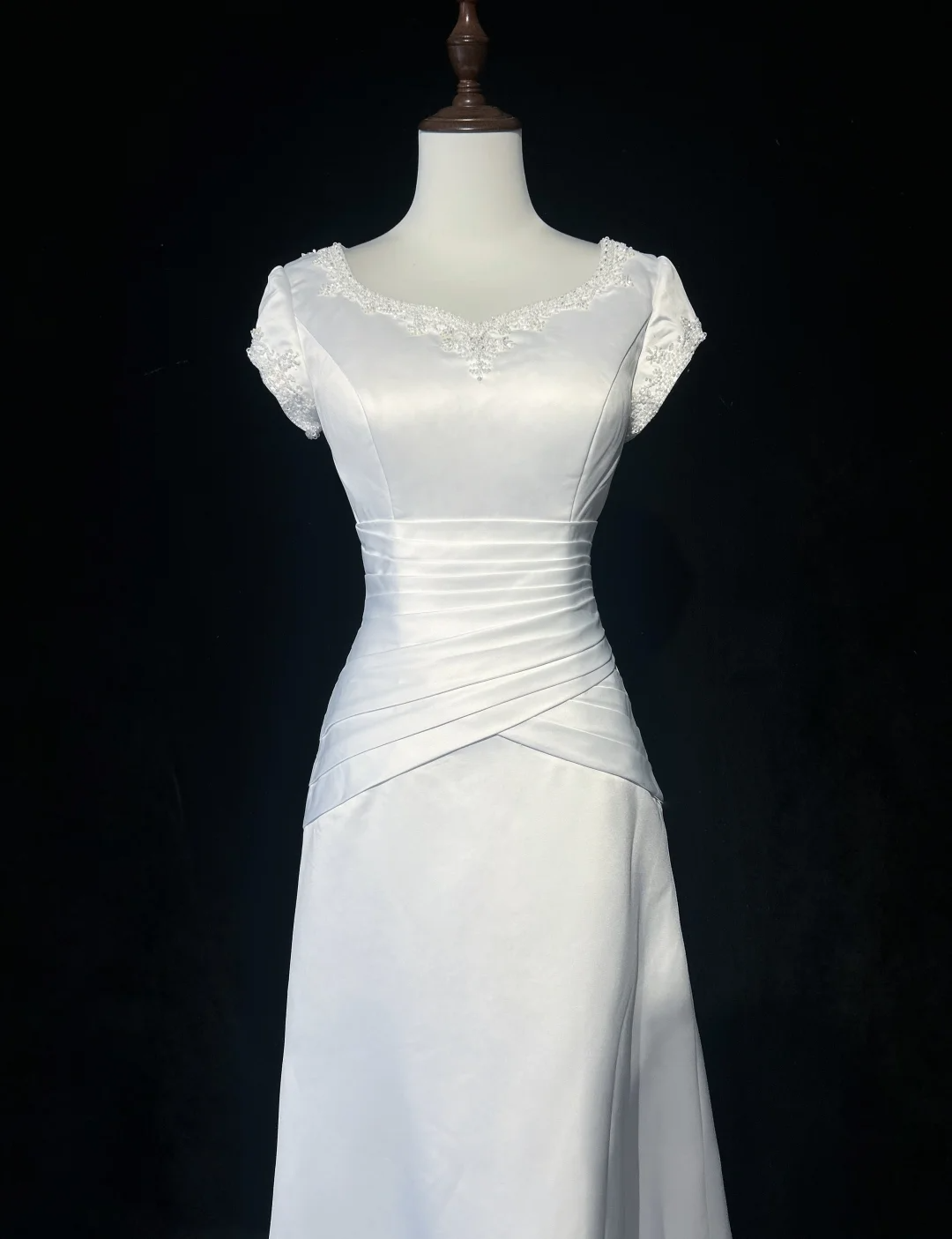 Vestido de novia vintage, corte A, escote en V, cuentas blancas, satén, largo, estilo retro, modesto, DH2653