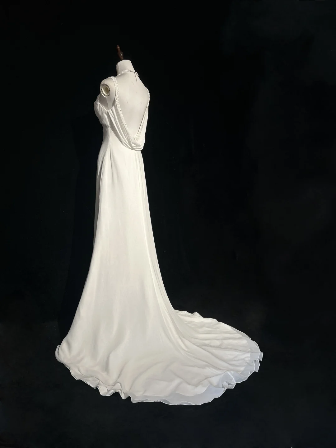 Vestido de novia vintage de corte sirena con tirantes finos, espalda descubierta, de gasa blanca, largo, estilo retro, modesto, DH2669