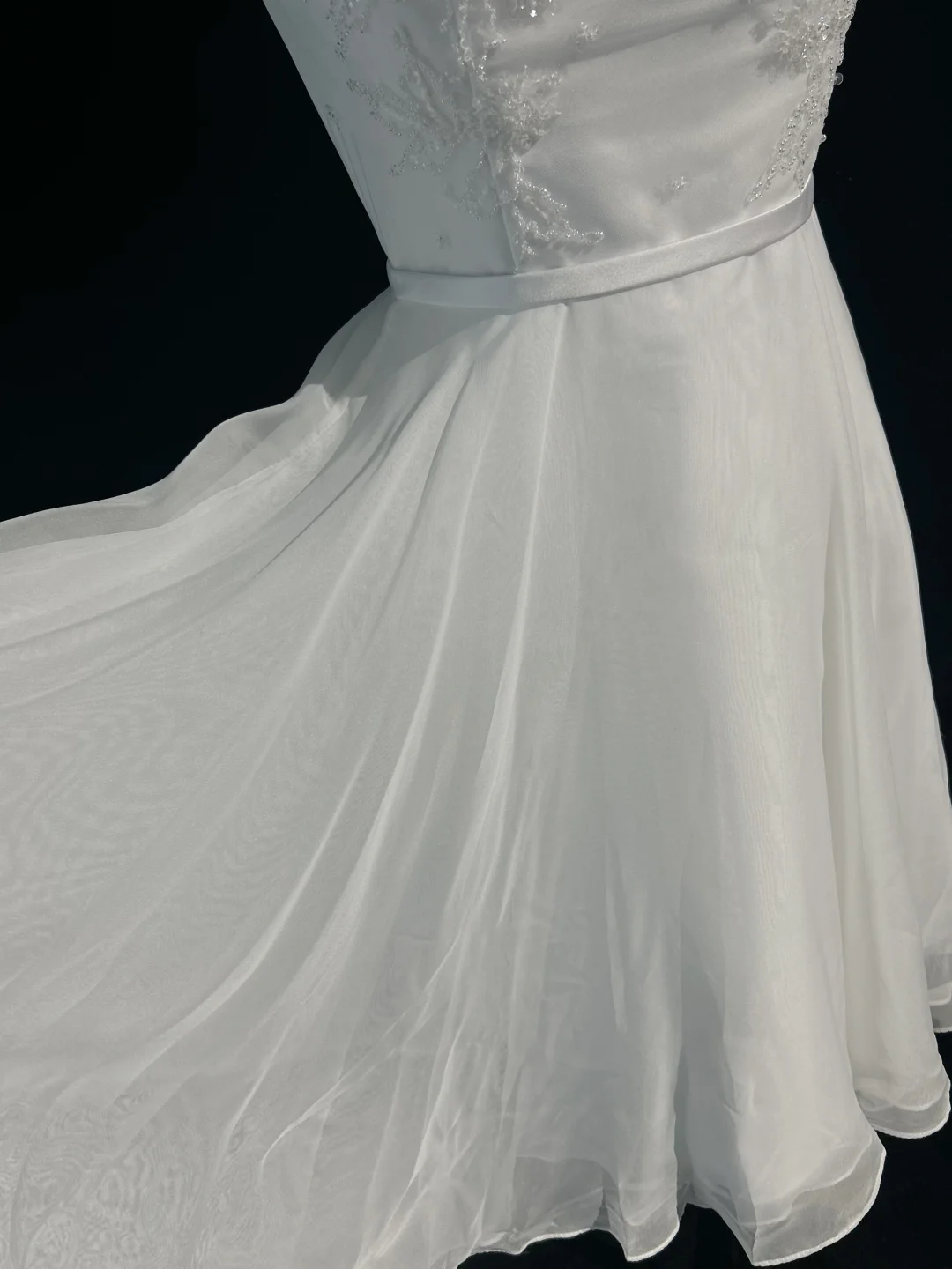 Vestido de novia vintage, corte A, escote redondo, de gasa con cuentas, blanco, corto, para segunda boda, estilo retro, modesto, DH2685