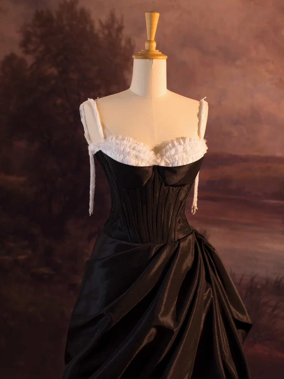 Hermoso vestido de novia de satén negro con tirantes finos, largo, vintage, DH339