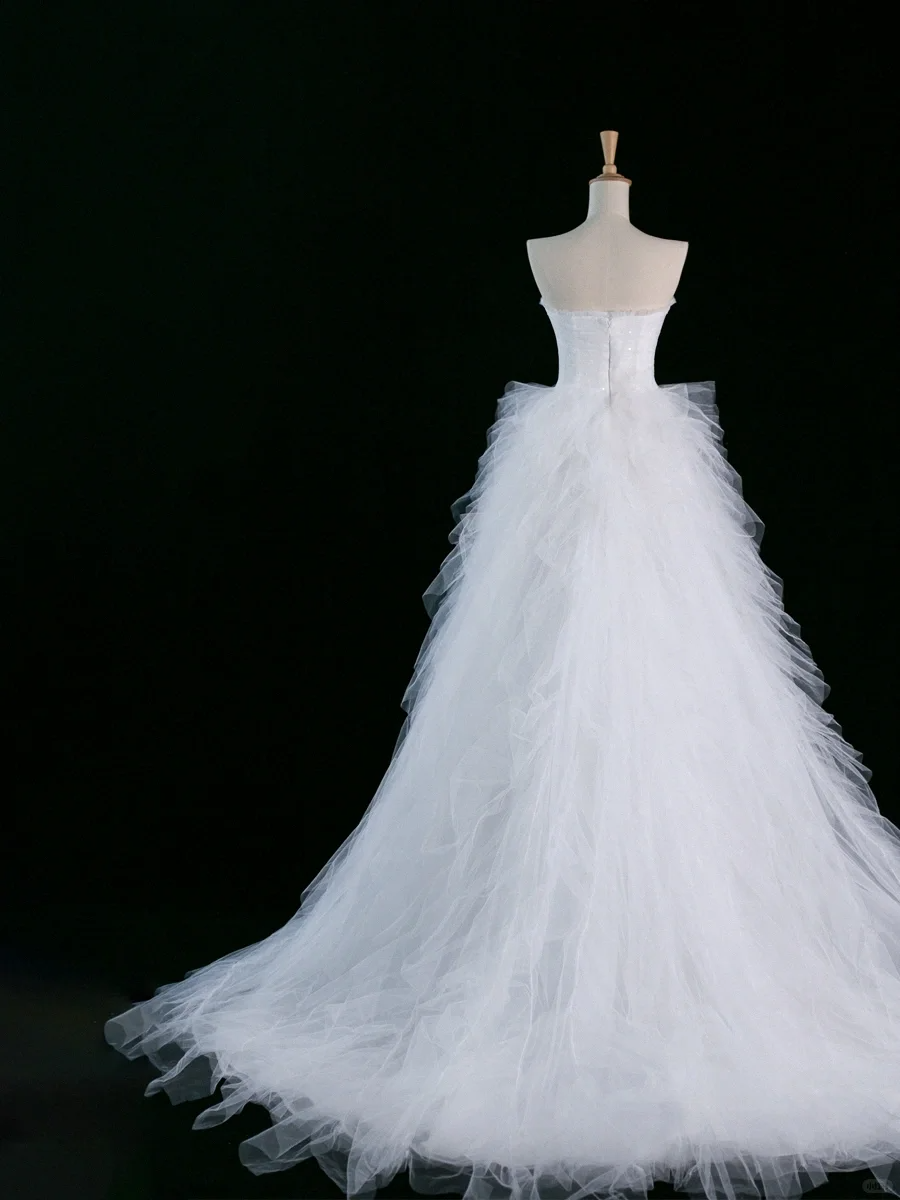 Elegante vestido de novia largo de verano con escote corazón de tul blanco DH345
