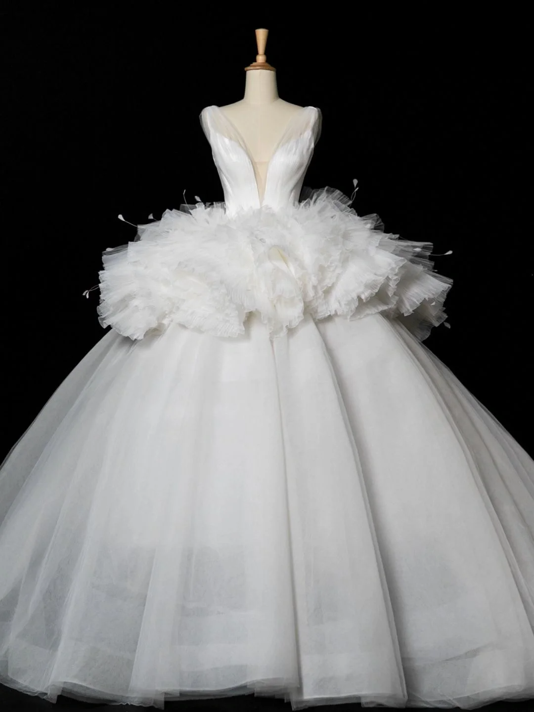 Elegante vestido de novia largo de verano con escote en V y tul blanco DH348