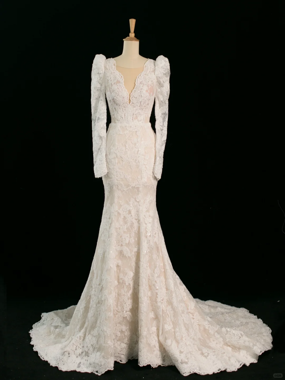 Hermoso vestido de novia estilo sirena, escote en V, color marfil, sin mangas, con encaje, largo, vintage, DH357